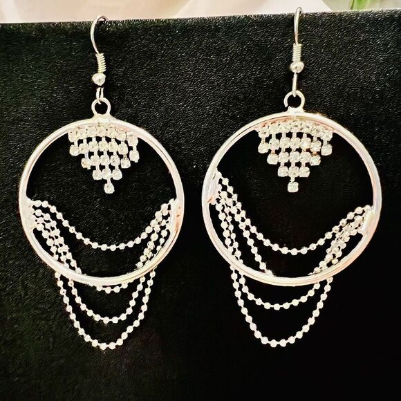 Rhinestone Dangle Earrings Drop Pierced Silver Tone Circle Bead Chains 2.5” - Picture 1 of 8